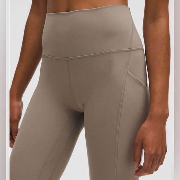 Lululemon Athletica 25” HR Align Leggings W/Pockets - NWT! - Picture 2 of 8